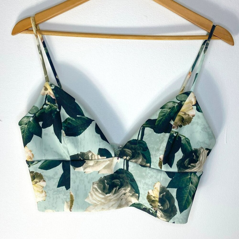 No tag, HM, Cropped , Floral top, Size S